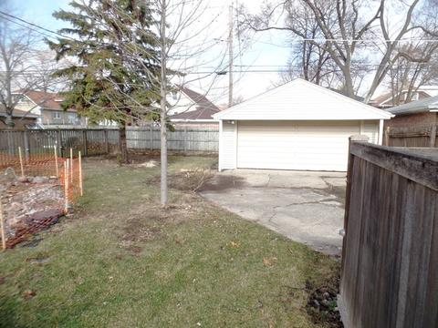 8118 45th St, Lyons, IL 60534 photo 2