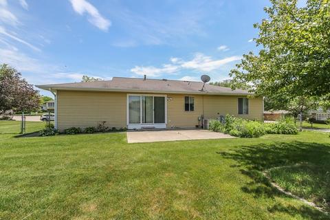 310 Royce Ln, Roselle, IL 60172 photo 18