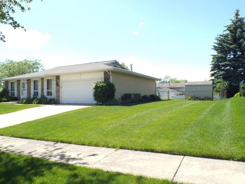 310 Royce Ln, Roselle, IL 60172 photo 22