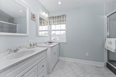 2123 W Adobe Dr, Addison, IL 60101 photo 8