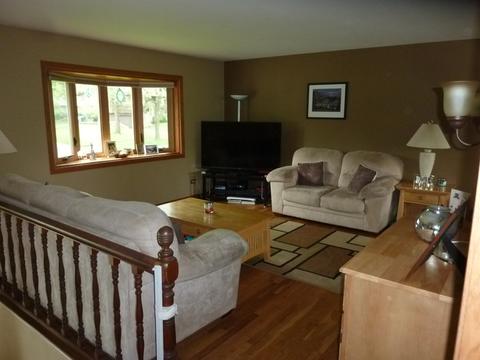 1640 Dennison Rd, Hoffman Estates, IL 60169 photo 6
