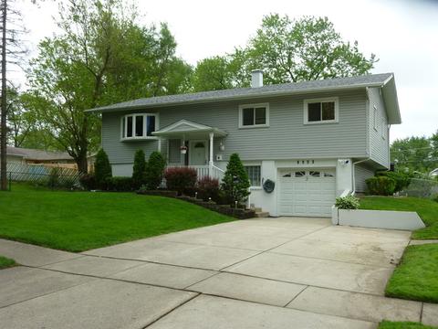 1640 Dennison Rd, Hoffman Estates, IL 60169 photo 1