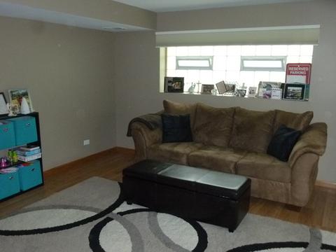 1640 Dennison Rd, Hoffman Estates, IL 60169 photo 7