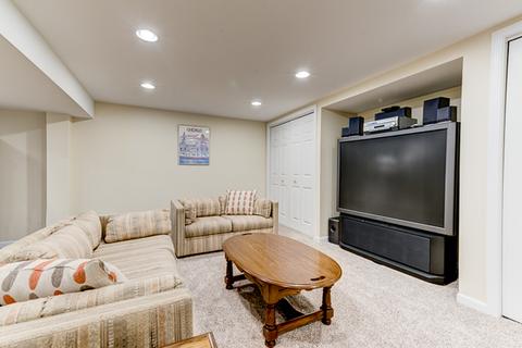 2227 Barger Ct, Wheaton, IL 60189 photo 24