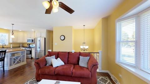27 E Highland Dr, Bristol, IL 60512 photo 8