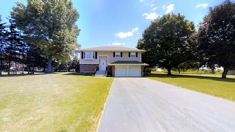 27 E Highland Dr, Bristol, IL 60512 photo 2