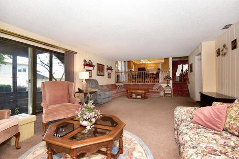 16 W707 90th St, Willowbrook, IL 60527 photo 8