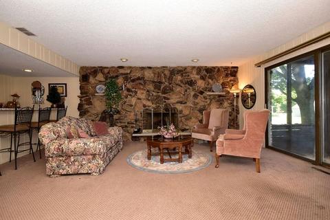 16 W707 90th St, Willowbrook, IL 60527 photo 5