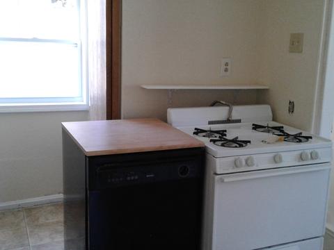 318 Peru St, Peru, IL 61354 photo 8