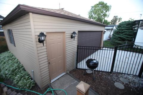 3511 Ruby St, Franklin Park, IL 60131 photo 9