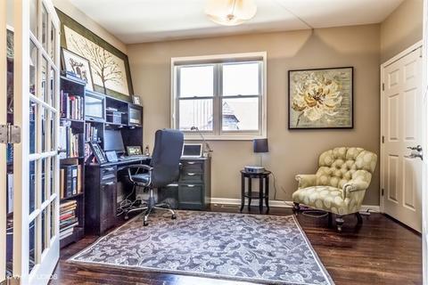 4201 S Berkeley Ave, Chicago, IL 60653 photo 10