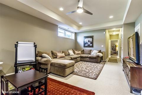4201 S Berkeley Ave, Chicago, IL 60653 photo 16