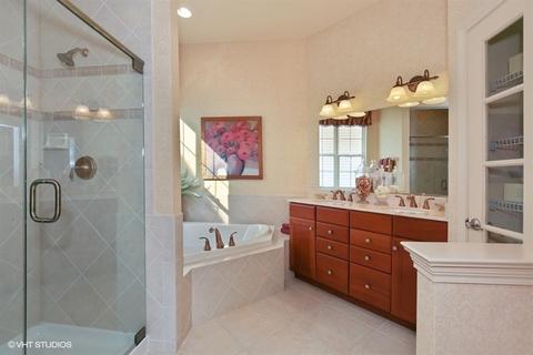 3837 Valhalla Dr, Elgin, IL 60124 photo 9