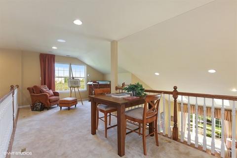 3837 Valhalla Dr, Elgin, IL 60124 photo 7
