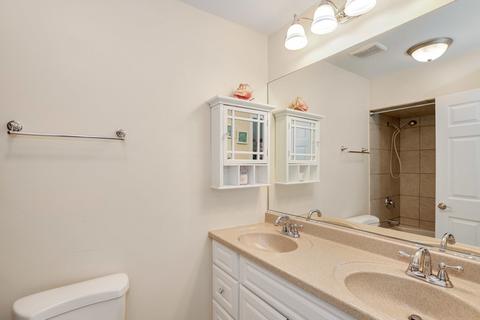 720 Olive St, Hoffman Estates, IL 60169 photo 16