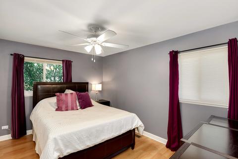 720 Olive St, Hoffman Estates, IL 60169 photo 15