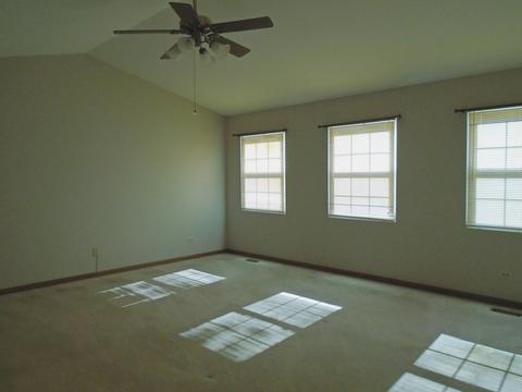 3212 Anton Dr, Aurora, IL 60504 photo 13