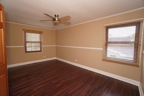 830 Hillcrest Blvd, Hoffman Estates, IL 60169 photo 20