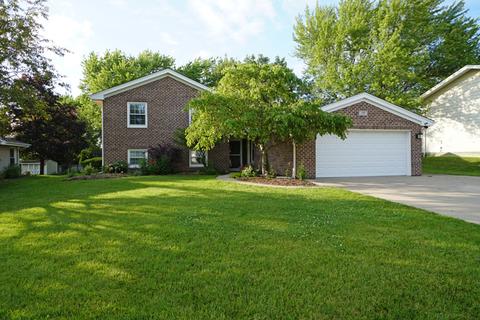 830 Hillcrest Blvd, Hoffman Estates, IL 60169 photo 1