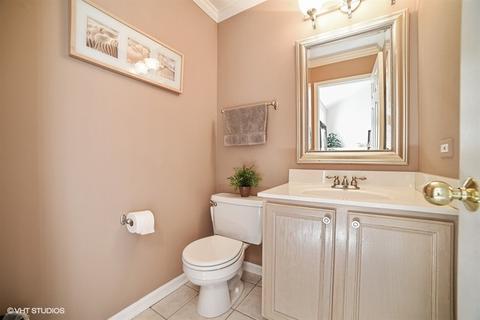 1542 Derby Ln, Bartlett, IL 60103 photo 15