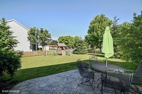 1542 Derby Ln, Bartlett, IL 60103 photo 17