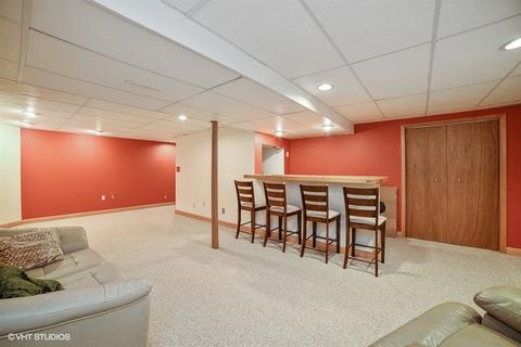1542 Derby Ln, Bartlett, IL 60103 photo 8