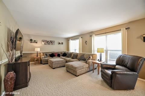 1542 Derby Ln, Bartlett, IL 60103 photo 7