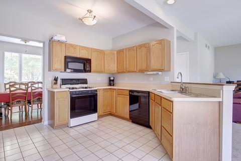 2420 Hannibal Cir, Plainfield, IL 60586 photo 8