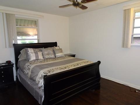 12827 E Playfield Dr, Crestwood, IL 60445 photo 11