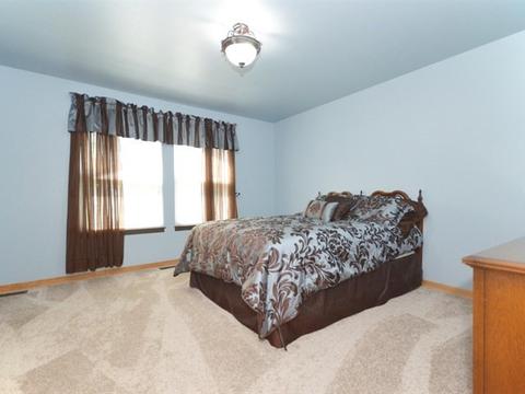 4412 Willowbend Dr, Plainfield, IL 60586 photo 14