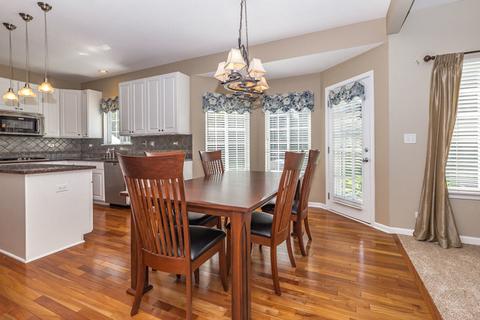 674 Aster Dr, Gurnee, IL 60031 photo 8