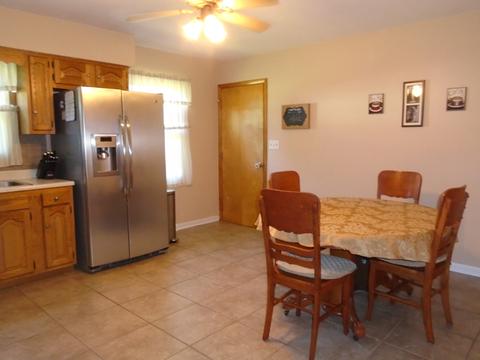 2321 12th St, Peru, IL 61354 photo 7