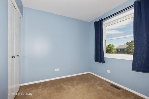 2906 Diane Dr, Aurora, IL 60504 photo 10