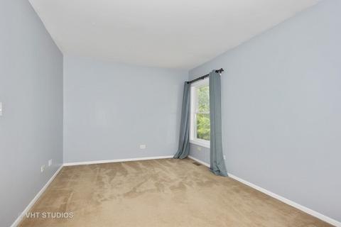 2906 Diane Dr, Aurora, IL 60504 photo 8
