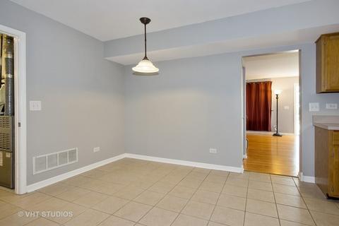 2906 Diane Dr, Aurora, IL 60504 photo 6