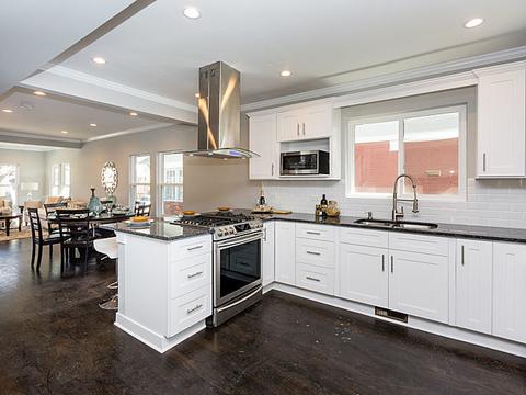 947 Mapleton Ave, Oak Park, IL 60302 photo 8