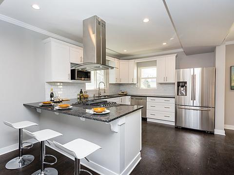 947 Mapleton Ave, Oak Park, IL 60302 photo 7