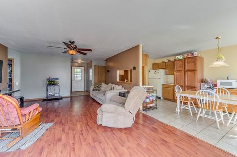 1870 Gleneagle Cir, Elgin, IL 60123 photo 7