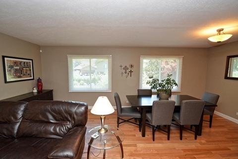 1523 Huntleigh Dr, Wheaton, IL 60189 photo 6