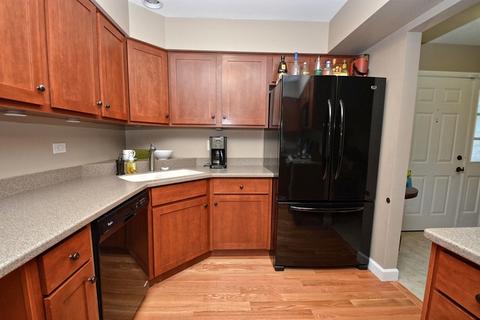 1523 Huntleigh Dr, Wheaton, IL 60189 photo 9
