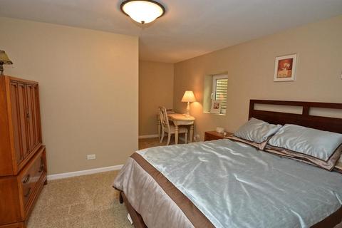 1523 Huntleigh Dr, Wheaton, IL 60189 photo 16