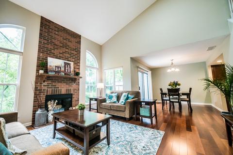 1168 Coldspring Rd, Elgin, IL 60120 photo 4