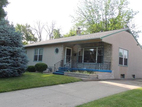 1910 12th St, Peru, IL 61354 photo 1