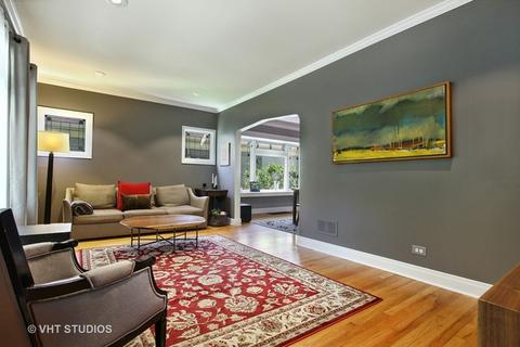 907 Mapleton Ave, Oak Park, IL 60302 photo 4
