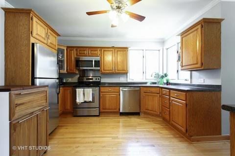 907 Mapleton Ave, Oak Park, IL 60302 photo 8
