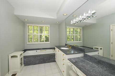 985 Pine St, Winnetka, IL 60093 photo 25