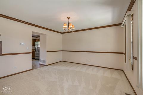 1809 Lisson Rd, Naperville, IL 60565 photo 4