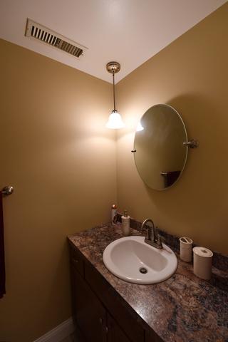 1305 Oaktree Ln, Kankakee, IL 60901 photo 13