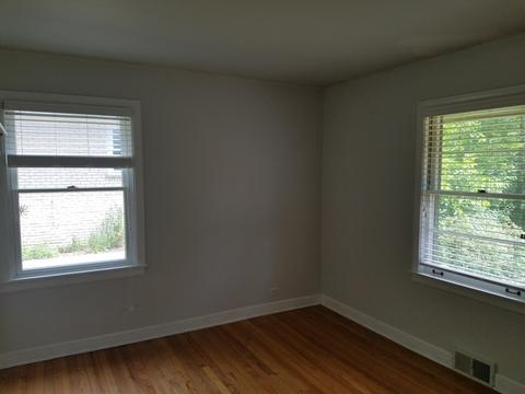 787 S 5th Ave, Des Plaines, IL 60016 photo 8