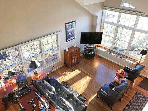 551 Philip Dr, Bartlett, IL 60103 photo 6